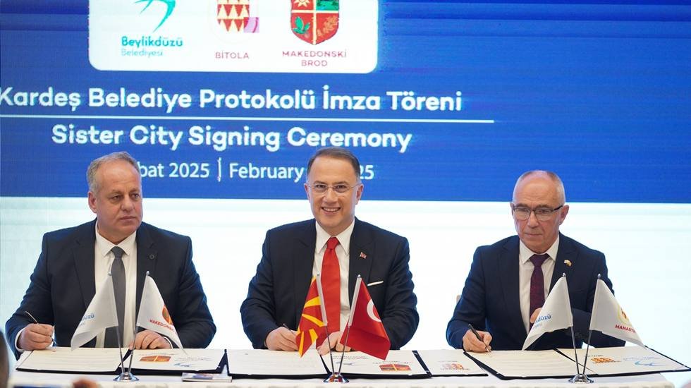 Beylikd&uuml;z&uuml; ile Bitola ve Makedonski Brod Belediyeleri Kardeş Belediye oldu
