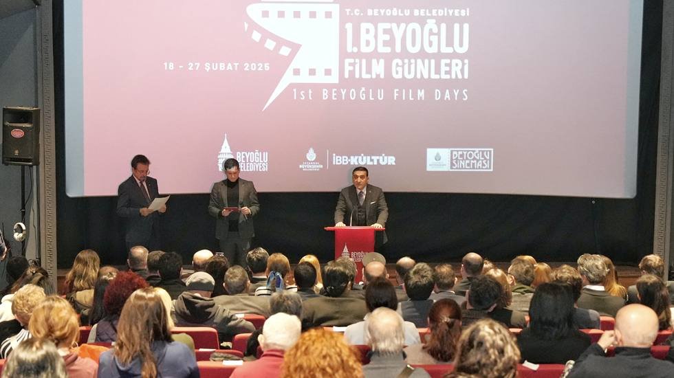 Sinemanın Birleştirici G&uuml;c&uuml;; 15 &uuml;lkeden 15 film tek perdede buluşuyor...
