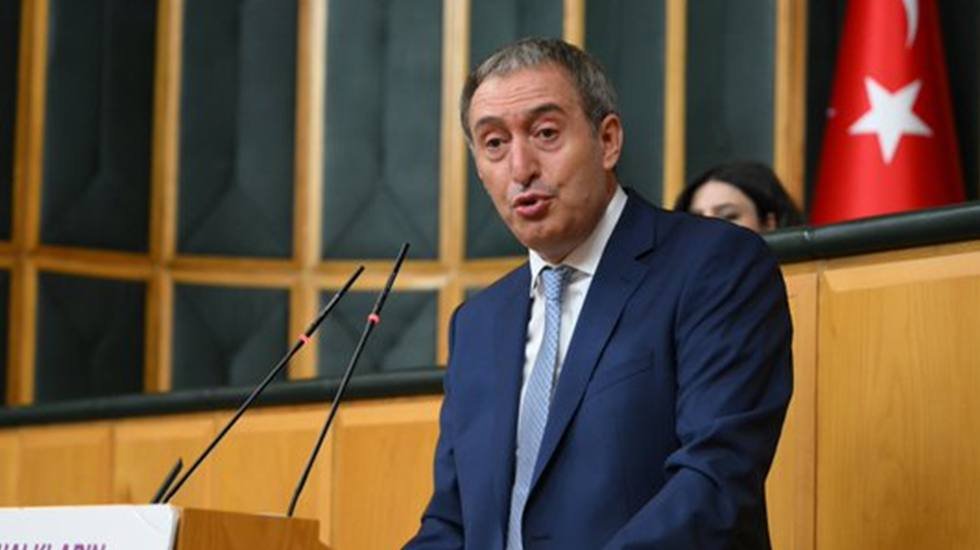 Tuncer Bakırhan&rsquo;dan Erdoğan ve Bah&ccedil;eli'ye: 'İktidarınız bu s&uuml;reci &ouml;l&uuml; doğum yaptırmak i&ccedil;in elinden geleni yapıyor'