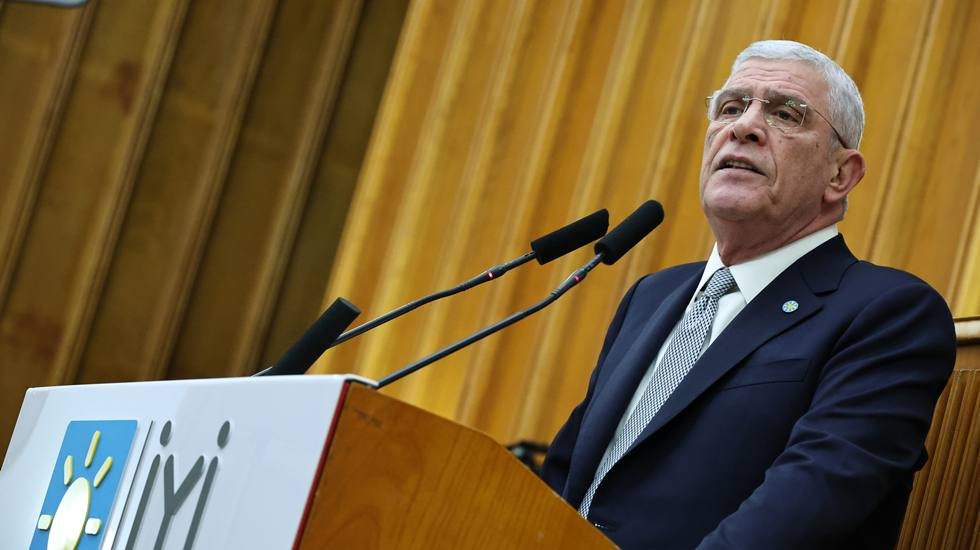 Dervişoğlu: "Bu tam manasıyla sivil darbedir"