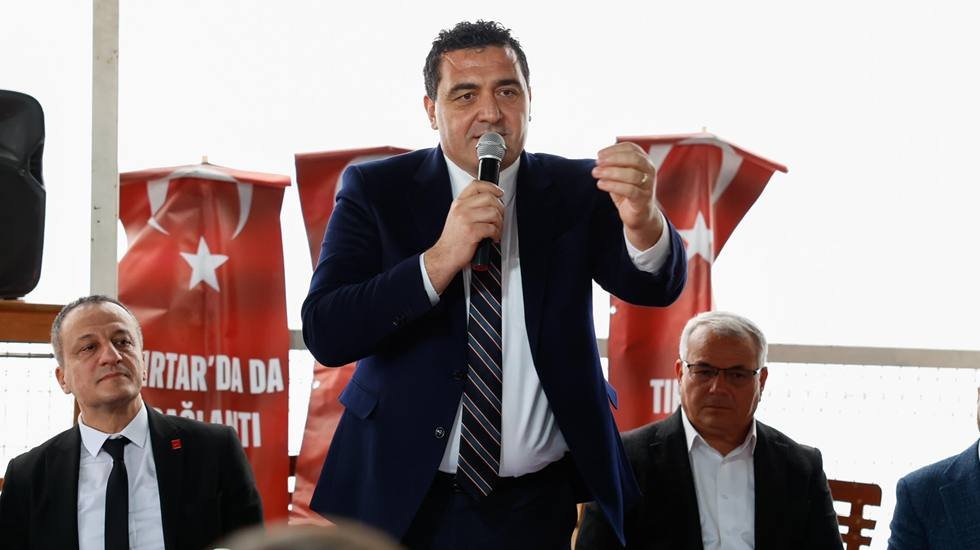 Karasu: Sorulara, milletle dalga ge&ccedil;er gibi iki c&uuml;mle ile s&ouml;zde yanıt veriyor!