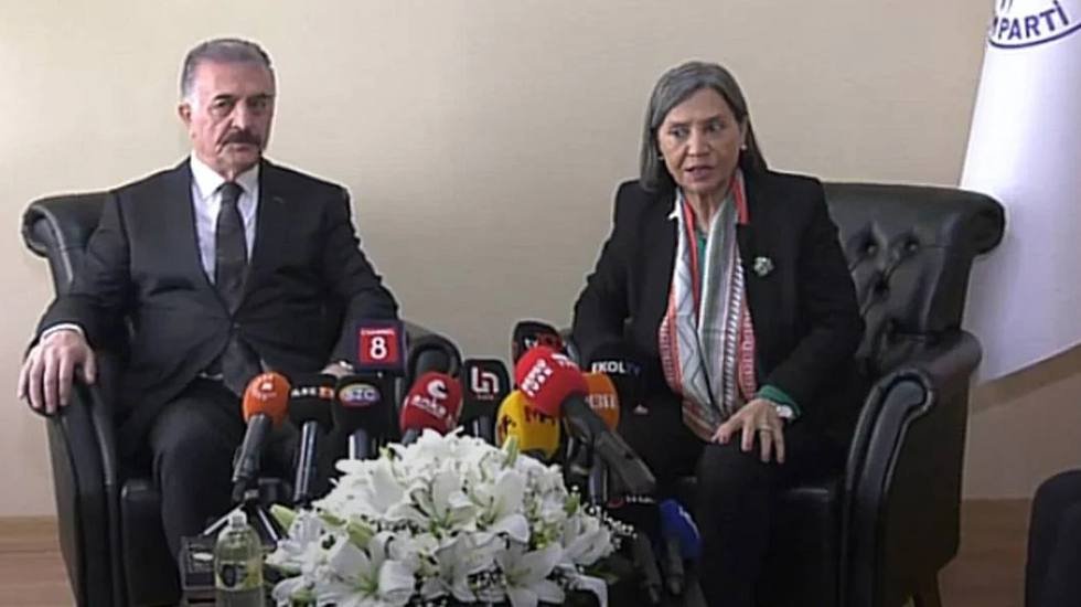 MHP ile DEM Parti ilk kez bayramlaştı&hellip;