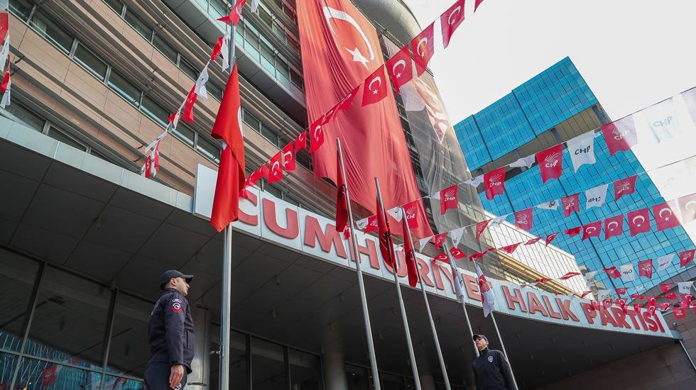 O imzayı atarsanız...' Bunun utancını bir &ouml;m&uuml;r boyu yaşarsınız