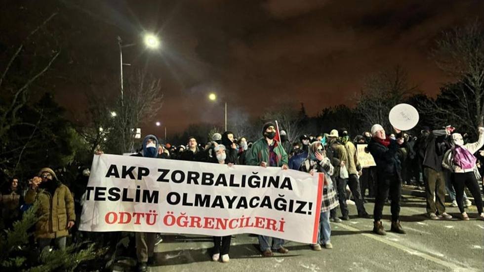 ODT&Uuml;&rsquo;l&uuml; &ouml;ğrencilere orantısız polis m&uuml;dahalesi&hellip;