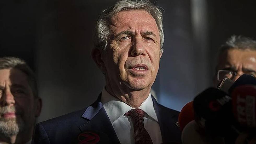 Yurt dışından d&ouml;nen Mansur Yavaş: Artık halk olanı biteni g&ouml;r&uuml;yor...